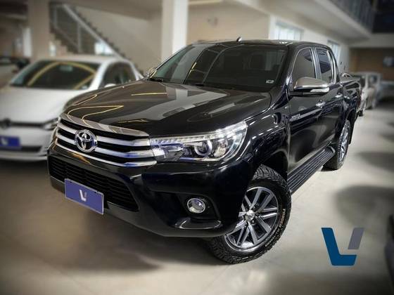 TOYOTA HILUX 2.8 SRX 4X4 CD 16V DIESEL 4P AUTOMÁTICO TOYOTA HILUX 2.8 SRX 4X4 CD 16V DIESEL 4P AUTOMÁTICO